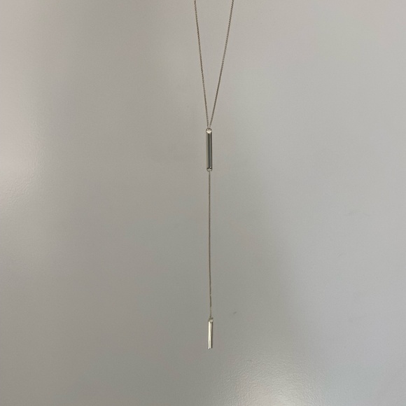 Kendra Scott Drop Necklace - Picture 1 of 2